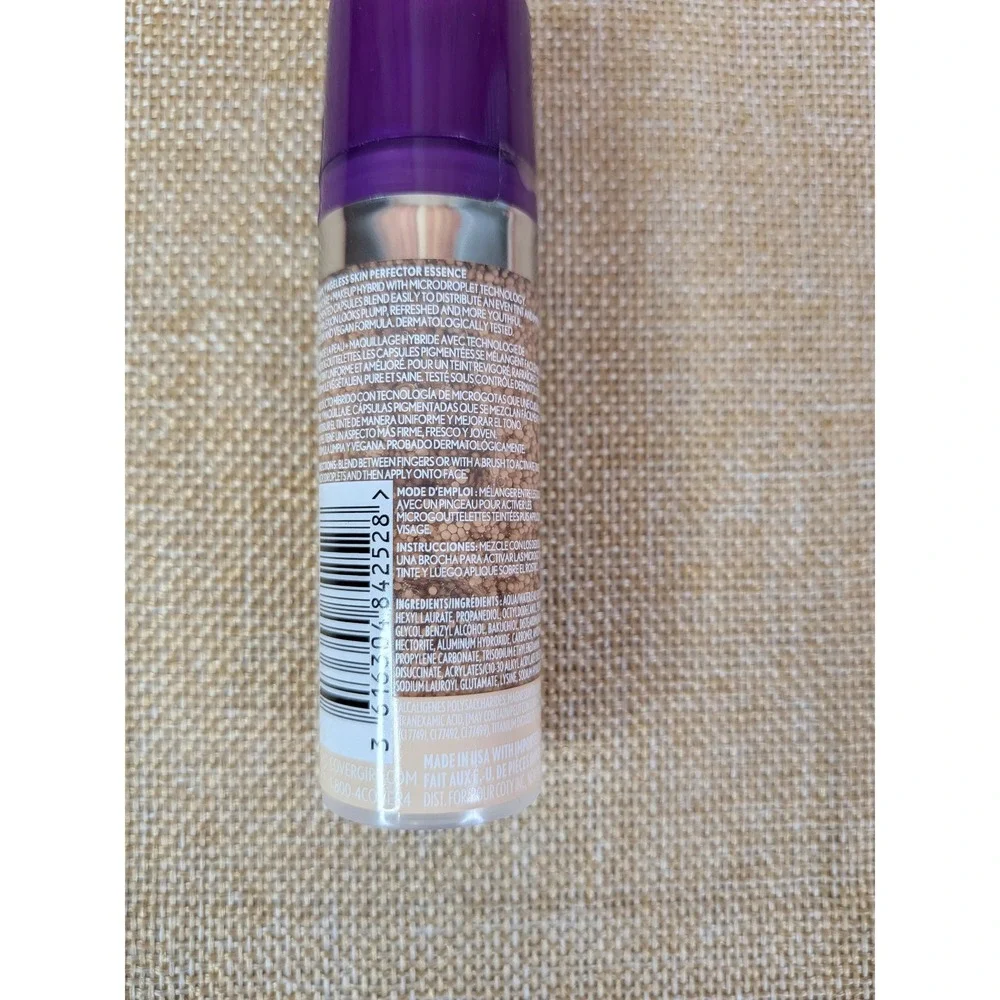 3 PK‎ Covergirl Simply Ageless Skin Perfector Essence 20 Light Hydo Fresh Tint